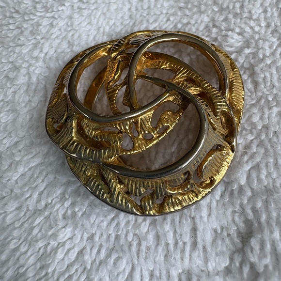 Vintage Gold Tone Ornate Scarf Ring / Slide Unisex - Picture 7 of 9